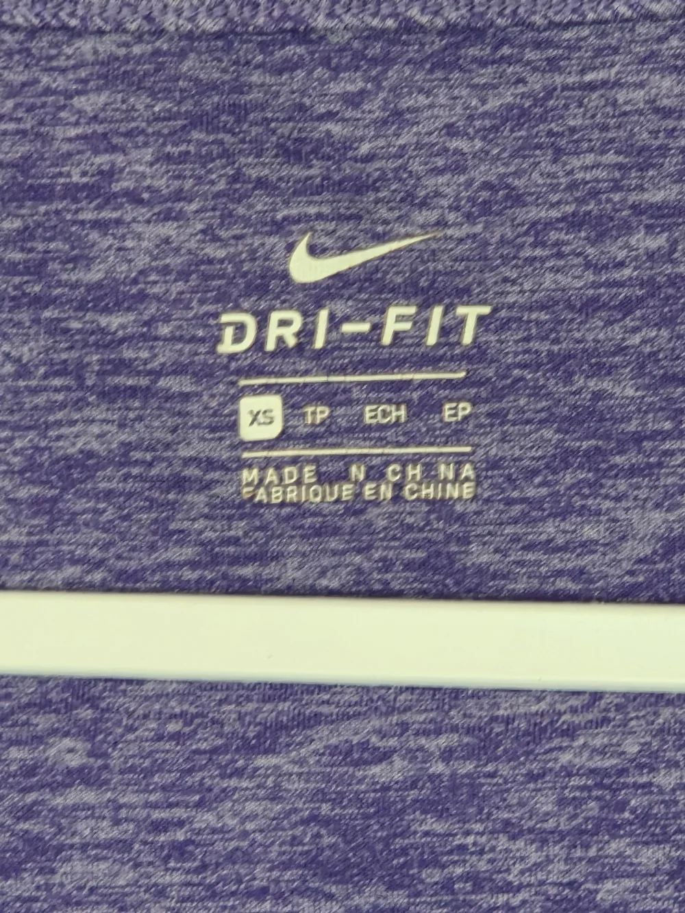 Nike Purple Heather Dri-FIT Short Sleeve Scoop Neck Tee Size S - Picture 3 of 4